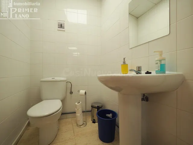 Moderna Oficina en Alquiler en Tomelloso - Ideal para tu Neg - foto 4