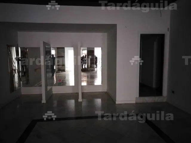 LOCAL EN VENTA CALLE PEATONAL — 2