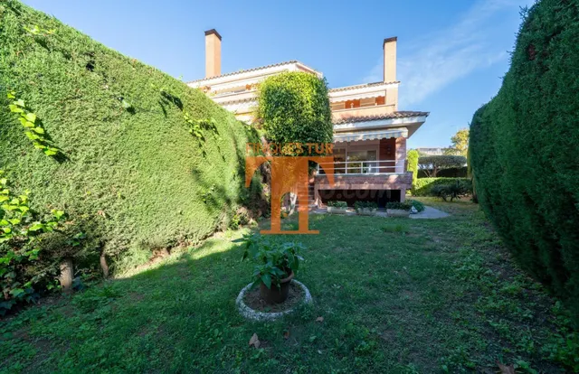 VIVIR en EL MARESME es todo UN LUJO. CASA en VENTA en EL MAS - foto 2