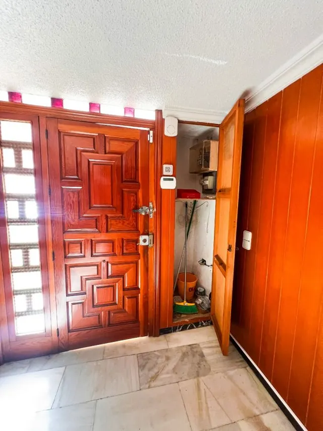 Adosado 5 habitaciones 340m² en venta - Zona Pueblo — 50