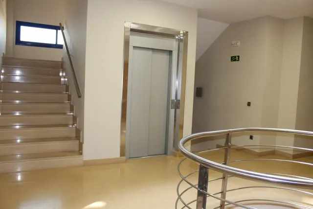 Oficina en venta en Zona Oeste — 21