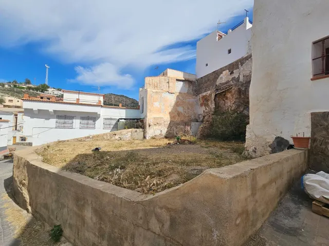 SOLAR URBANO — 13