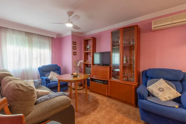 Casa independiente a 5 minutos de Granada en buen estado para entrar a vivir — 15