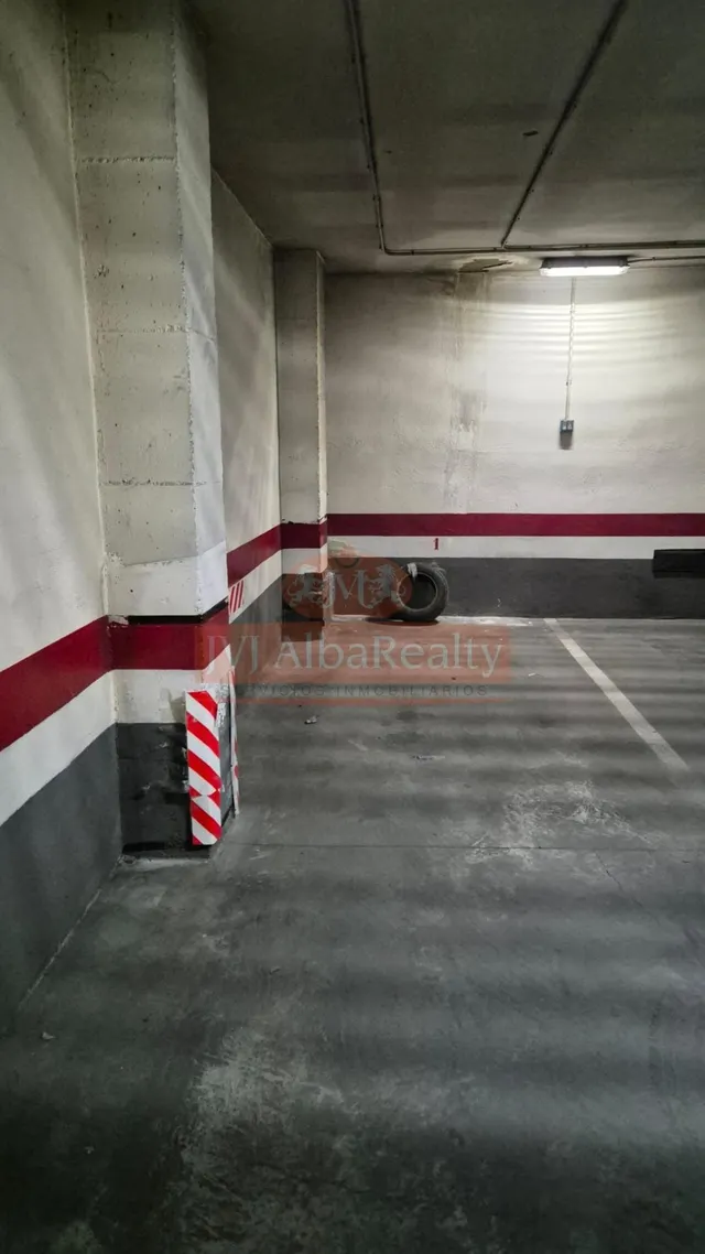 SE VENDE PLAZA DE GARAJE EN VILLACERRADA. — 3