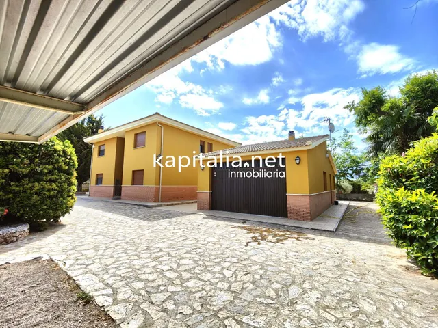 INTERESANTE CHALET A LA VENTA EN BANYERES DE MARIOLA — 27