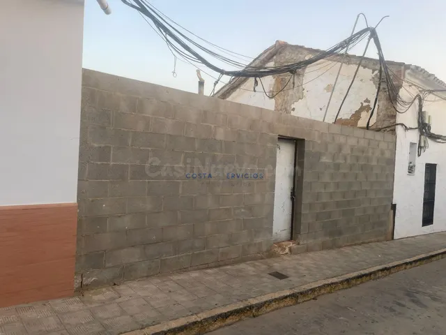 SOLAR DE 364 M2 EN GIBRALEON - foto 2