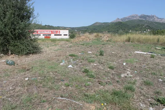 Terreno Industrial en Olesa de Montserrat en Venta o Alquiler — 16