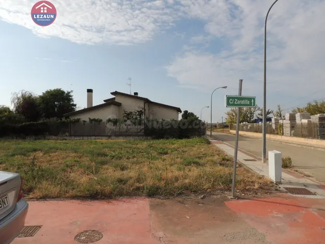 Parcelas urbanas en Olite - foto 2