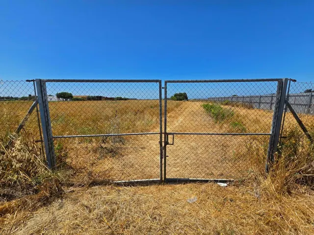 PARCELA SEGREGADA ASFALTADA HASTA LA PUERTA EN PAGO DEL HUMO - foto 4