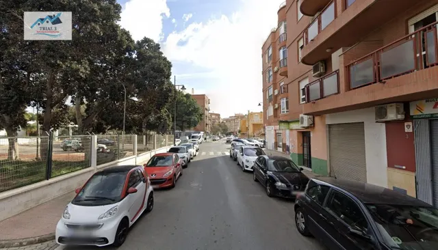 Venta piso en Almería