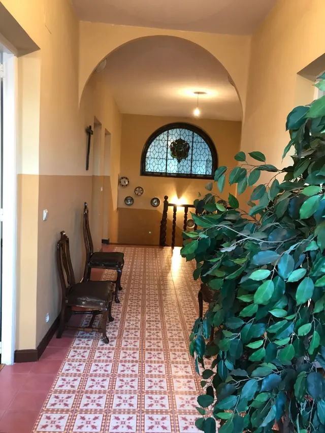 IMPRESIONANTE CASA EN EL CENTRO DE VALENCIA DE DON JUAN, IDEAL NEGOCIO. EN PERFECTO ESTADO. — 47