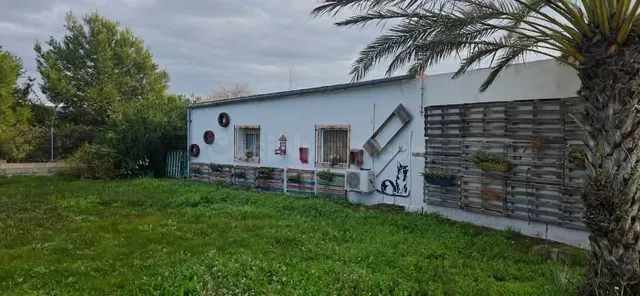 Casa de campo con parcela rústica de 2.600 m2. — 3