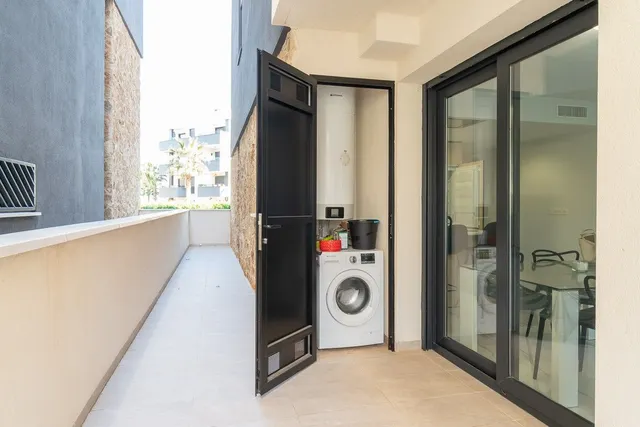 Apartamento 2 habitaciones 81m² en venta - PAU 8 — 24