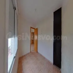 PISO EN VENTA OKUPADO EN C/ RUPERTO CHAPI - BADALONA — 2