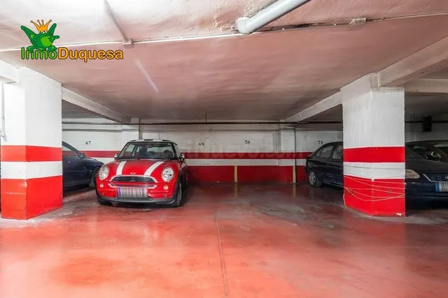 3 PLAZAS DE APARCAMIENTO juntas en Pedro Antonio de Alarcón. — 10
