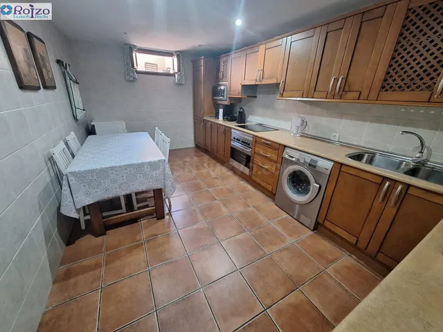 Casa 5 habitaciones 350m² en venta - Centrico - foto 3