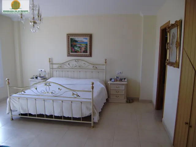 LUJOSO CHALET DE ENSUEÑO, CON VISTAS AL SKYLINE DE BENIDORM!!! — 26