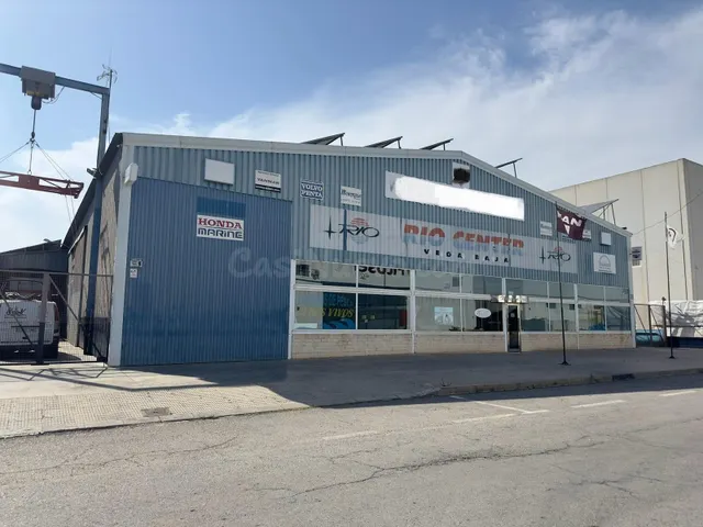 Nave industrial 1650m² en venta - Polígono Las Maromas