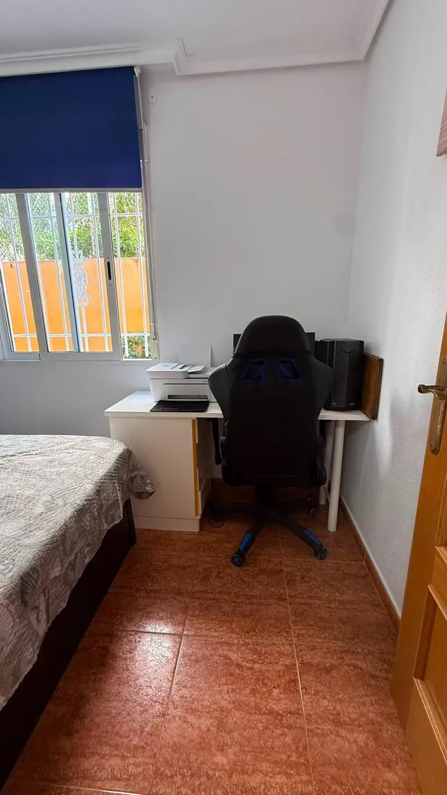 BUNGALOW EN PLANTA BAJA EN LA MATA A 150 METROS DE PLAYA. CON 3 DORM. 1 BAÑO. CON PARCELA DE 66 M2 Y DE CASA 78 M2. — 8