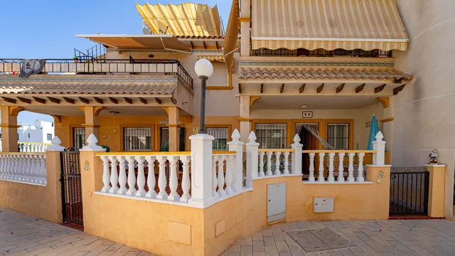 Apartamento 2 habitaciones 61m² en venta - Punta Prima — 32