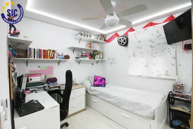 AMPLIA VIVIENDA REFORMADA DE 4 habitaciones CON ASCENSOR EN TORRENT — 12