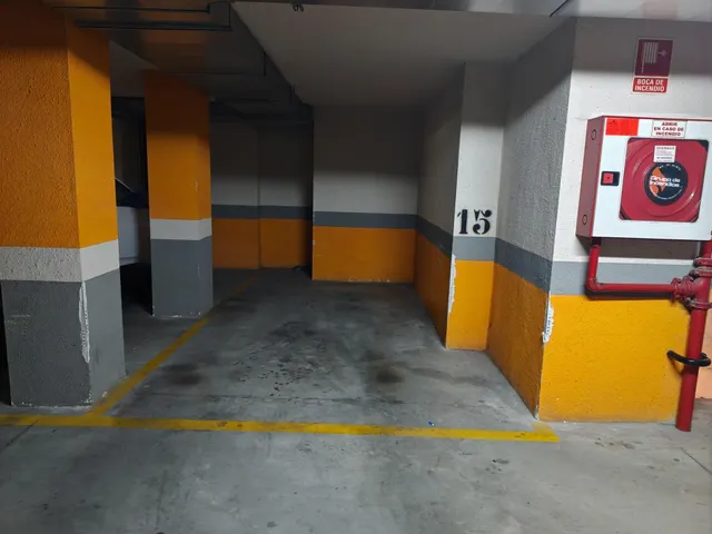 Piso con garaje y trastero — 23