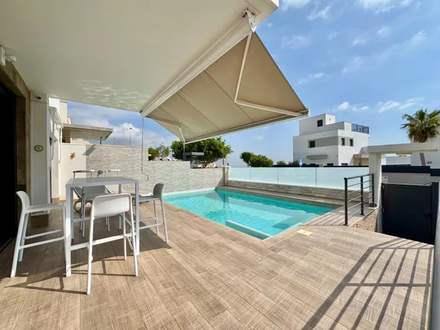 Villa 3 habitaciones 92m² en venta - Bellavista — 47
