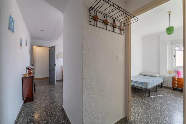 Piso junto a Trafico. Ideal inversión — 26