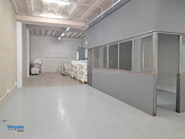 Con instalación y oficinas! - foto 3