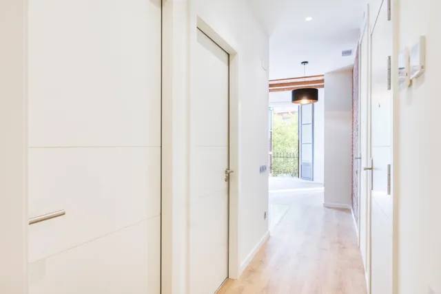 VIVIENDA REFORMADA EN SAGRADA FAMILIA — 26