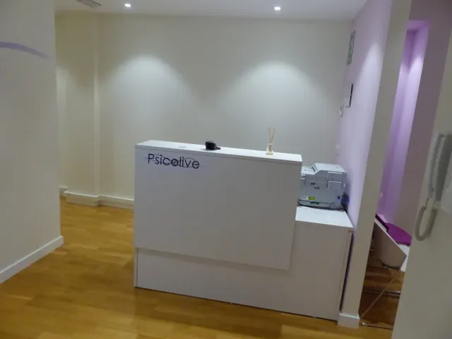 BAJADA DE PRECIO ¡¡¡¡¡     OFICINAS EN VENTA EN PLENO CORAZON DE LA CIUDAD — 17