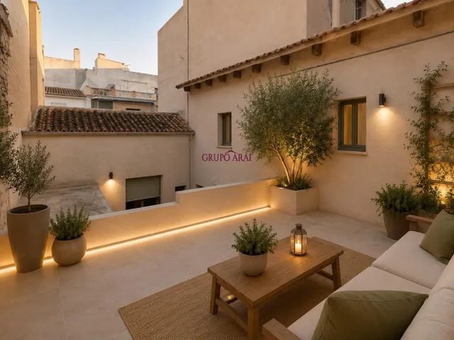 AMPLIA CASA CON 4 habitaciones, PATIO Y TERRAZA PARA REFORMAR EN ASPE. — 34