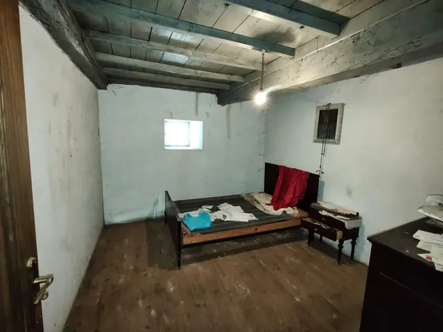 Casa independiente, a reformar -tejado nuevo-. Maceda . Alquiler con opción a compra — 20