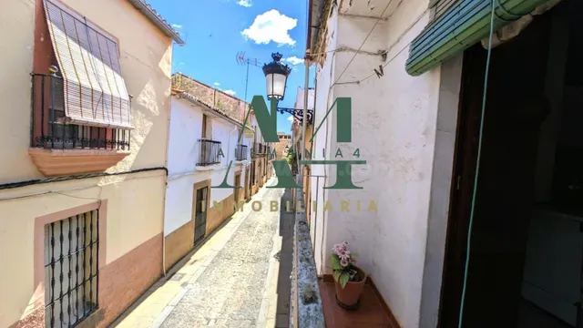 Casa en casco antiguo ideal para apartamento turístico