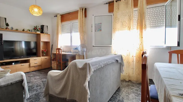 Piso de 3 dormitorios para reformar en el Bulevar Ciudad de Vícar, Las Cabañuelas — 4