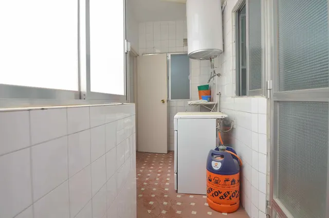Piso de 4 dormitorios en venta en calle Doctor Carracido. — 13