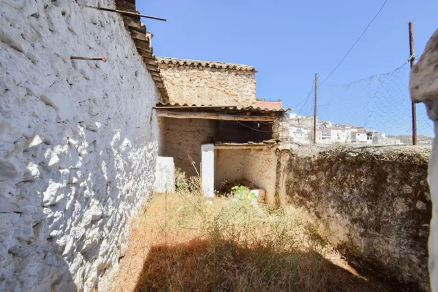 Casa en Colomera — 39
