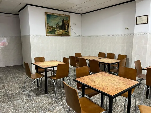 SECTOR 5 , SE VENDE LOCAL ACTUALMENTE MONTADO DE CAFETERIA — 3