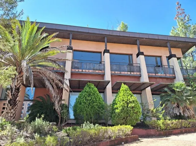 HOTEL EN VENTA EN LAS MONTAÑAS DE ENGUERA (VALENCIA) — 9