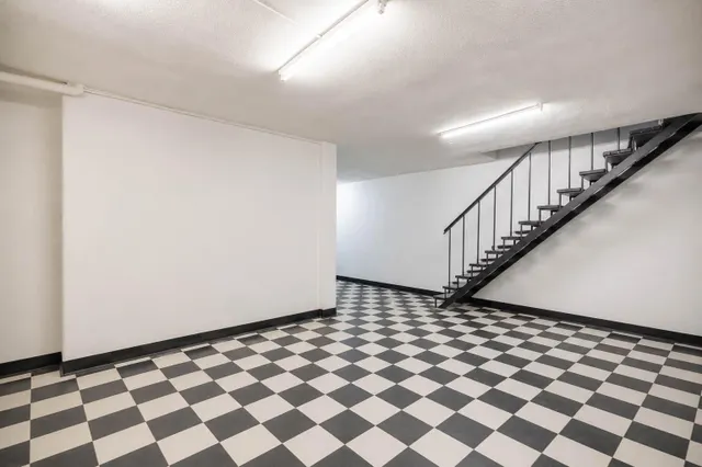 Local comercial 106m² en venta - Centro — 17