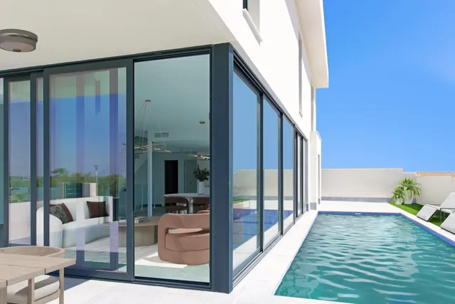 PROMOCIÓN DE VILLAS EN GRAN ALACANT DESDE 615.000€ — 2