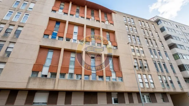 Dúplex para actualizar en Vigo, frente al auditorio de beiramar, con garaje y bodega — 15