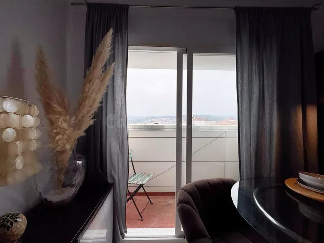 Ático con terraza y vistas despejadas en el centro de Pontev - foto 5