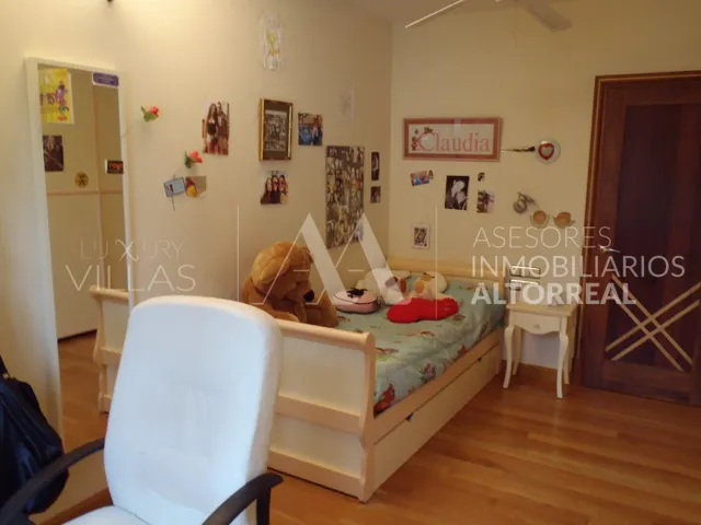 VILLA DE LUJO EN ALTORREAL — 23