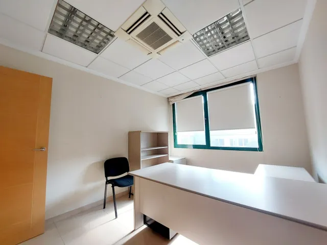 OFICINA -AV. LA RÀPITA- — 17