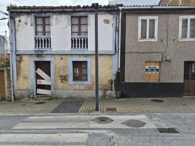 Solar de 273 m2 en Carballo centro (B+3+BC)