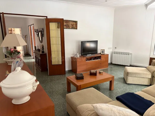 Encantadora Casa de Pueblo en Malgrat de Mar - foto 2