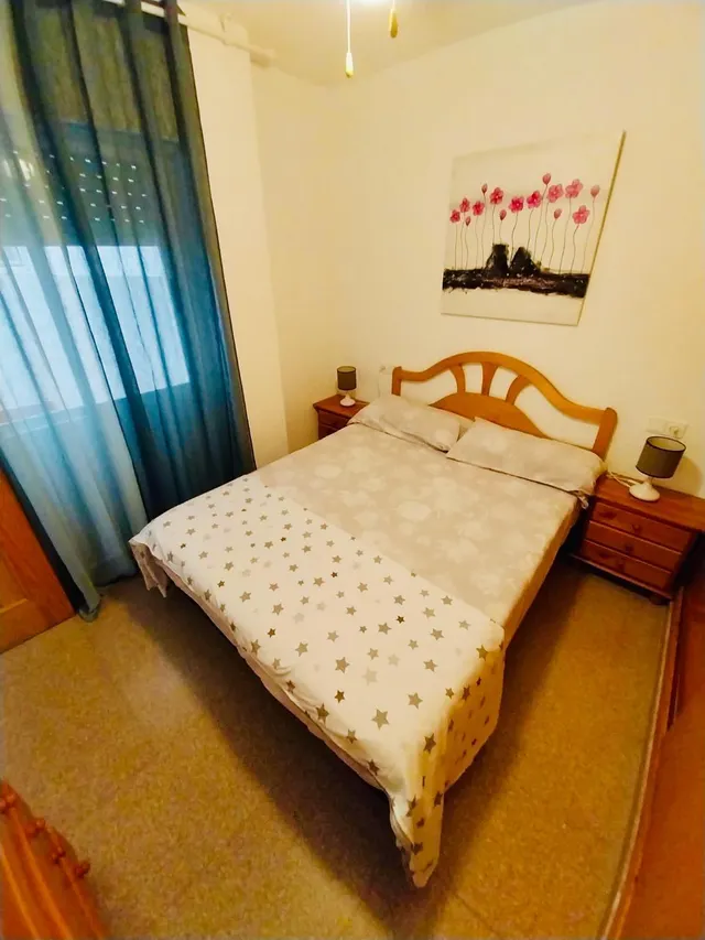 Alquiler de larga estancia en Guardamar en apartamento de 1 habitación. — 27