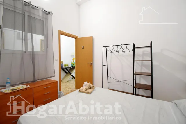 ¡CENTRO DE GANDIA! BAJO MUY AMPLIO CON TERRAZA Y TRASTERO — 24