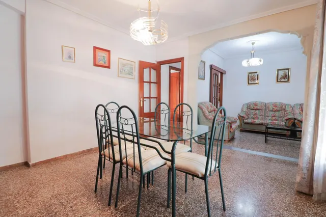 Venta vivienda en calle Granada esquina Rambla — 2